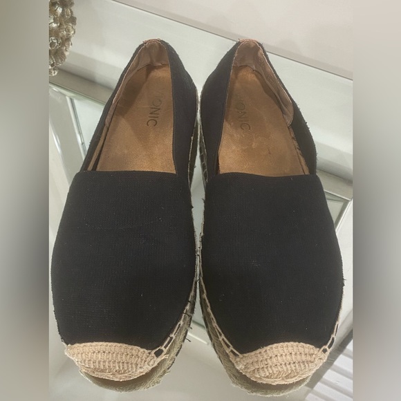 Vionic Espadrille Black Knit Upper size 9 - Picture 2 of 12